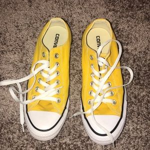 Yellow converse